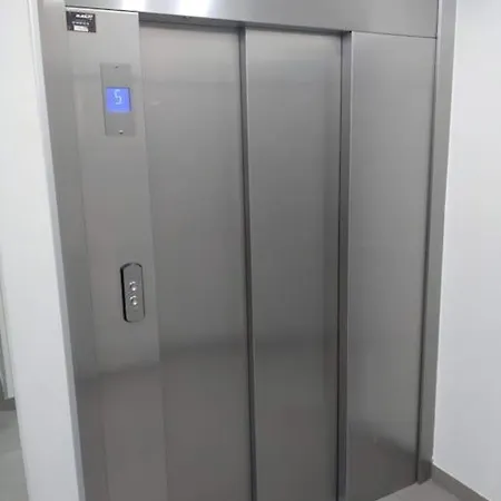 La Defense, 1 Bedroom & 1 Salon, 4 Pers Appartement Courbevoie