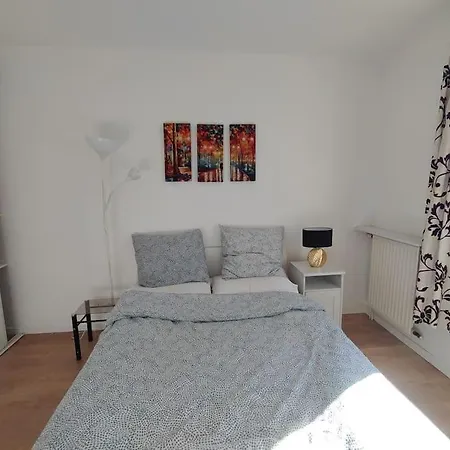 La Defense, 1 Bedroom & 1 Salon, 4 Pers